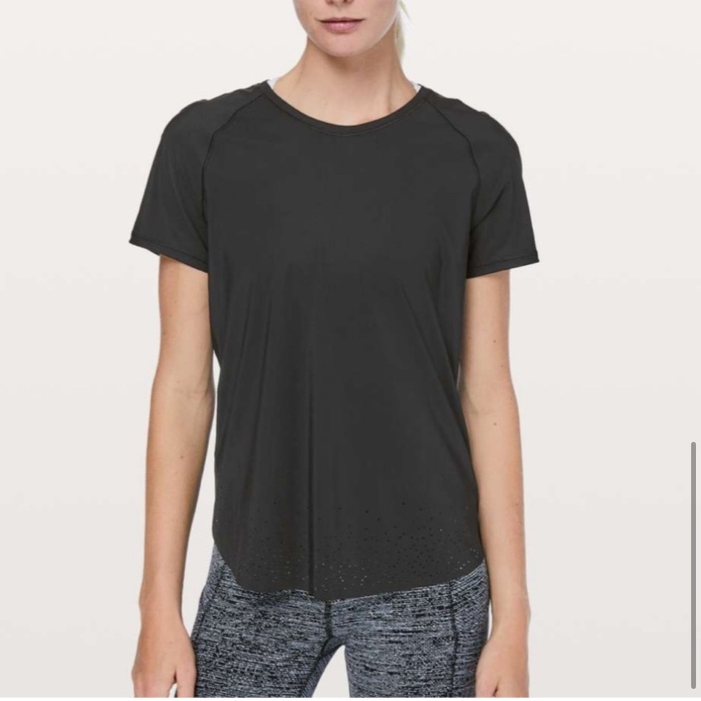 Lululemon Quick Pace Short Sleeve Crossbody Open Short Sleeve Size 14